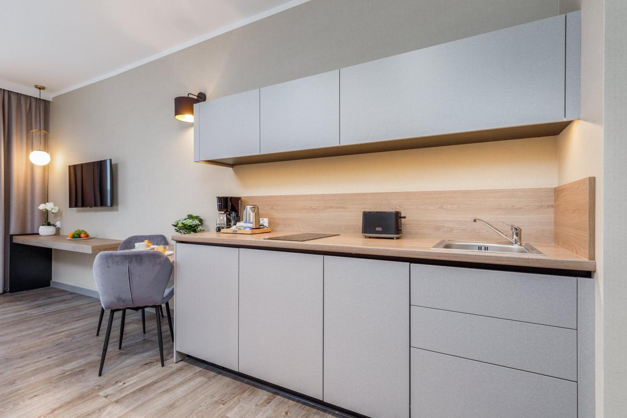 Bel Mare Holiday Apartments Near The Beach With Parking By Noclegi Renters Miedzyzdroje Exterior photo